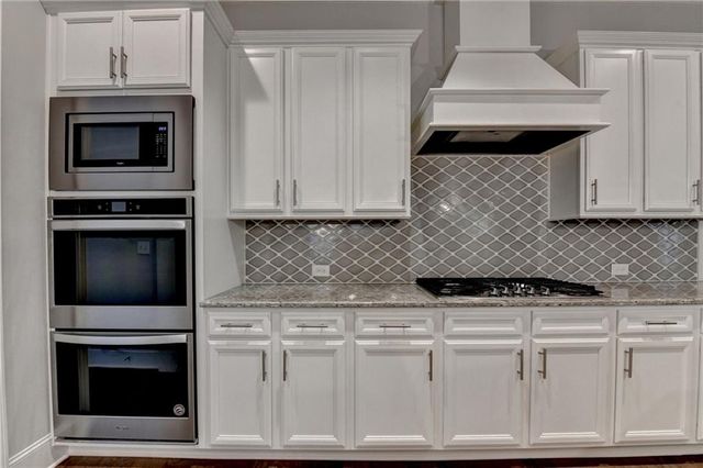 925 Settles Creek Way, Suwanee, GA 30024