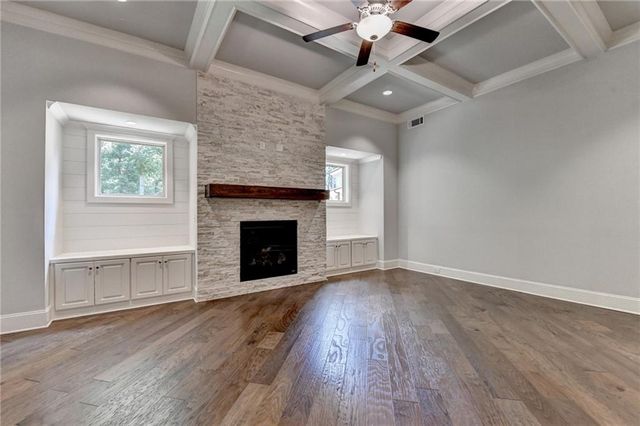 925 Settles Creek Way, Suwanee, GA 30024