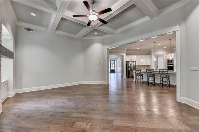 925 Settles Creek Way, Suwanee, GA 30024