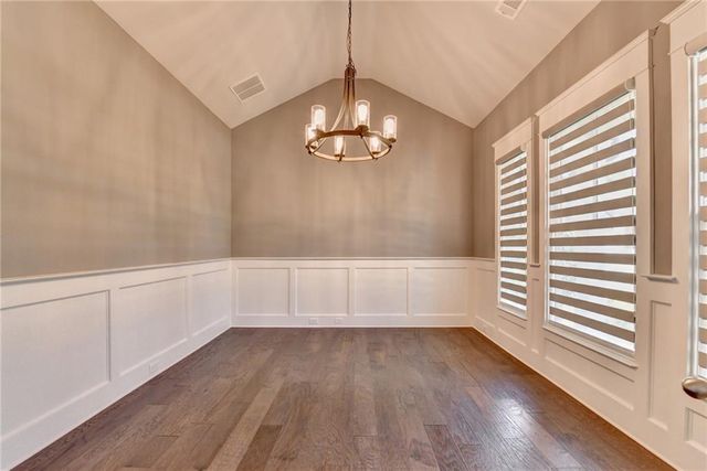 925 Settles Creek Way, Suwanee, GA 30024