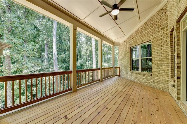 925 Settles Creek Way, Suwanee, GA 30024