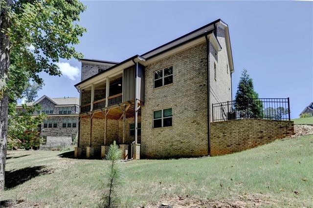 925 Settles Creek Way, Suwanee, GA 30024