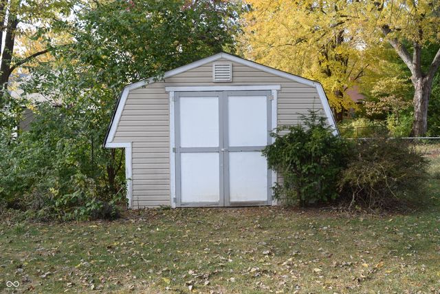 8059 Harvest Lane, Indianapolis, IN 46256