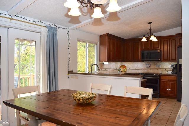 8059 Harvest Lane, Indianapolis, IN 46256