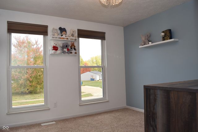 8059 Harvest Lane, Indianapolis, IN 46256