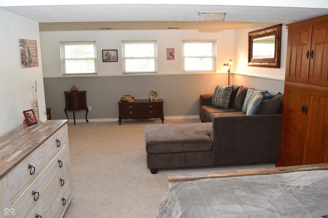 8059 Harvest Lane, Indianapolis, IN 46256