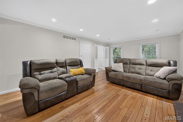 223 Trailtop Court, Chesterfield, MO 63017