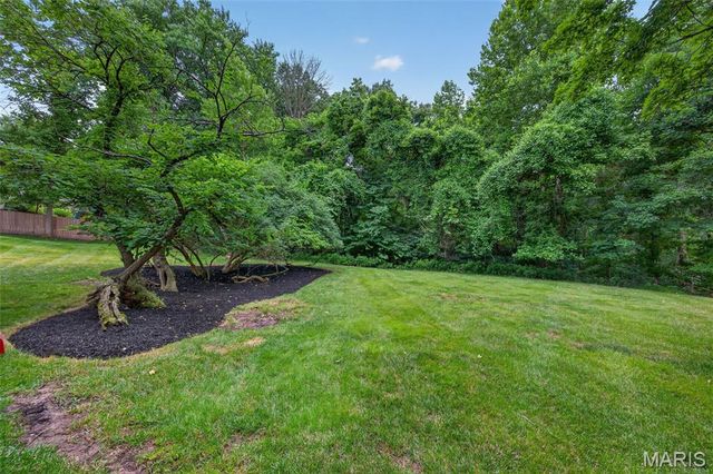 223 Trailtop Court, Chesterfield, MO 63017