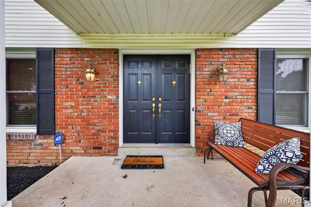 223 Trailtop Court, Chesterfield, MO 63017