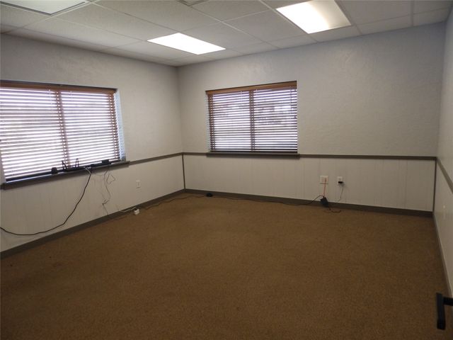 2005 Tile Factory Road, Palestine, TX 75801