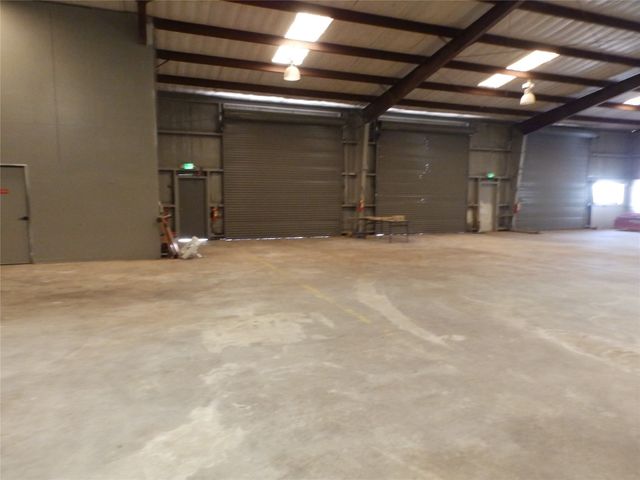 2005 Tile Factory Road, Palestine, TX 75801