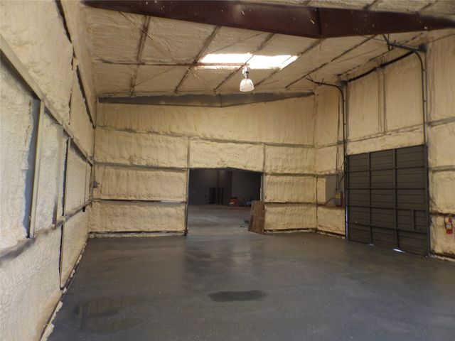 2005 Tile Factory Road, Palestine, TX 75801