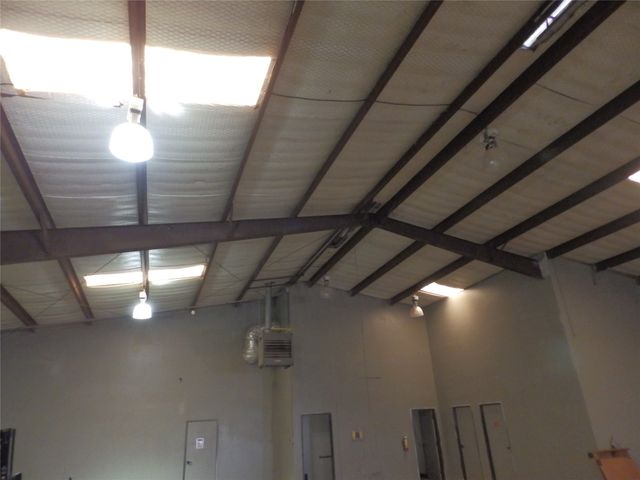 2005 Tile Factory Road, Palestine, TX 75801