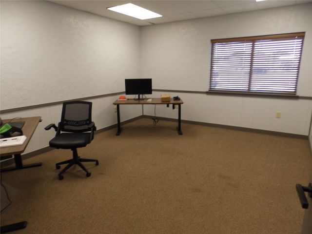 2005 Tile Factory Road, Palestine, TX 75801