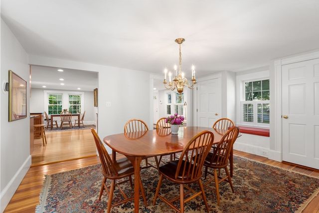 8 Avon Rd, Wellesley, MA 02482