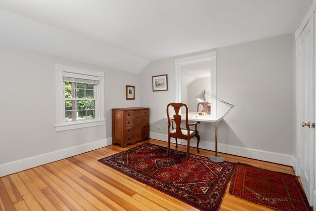 8 Avon Rd, Wellesley, MA 02482