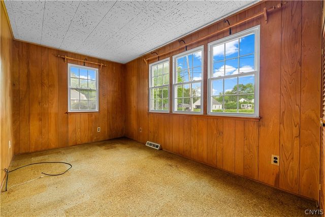 65 Sherrill Lane, New Hartford, NY 13413