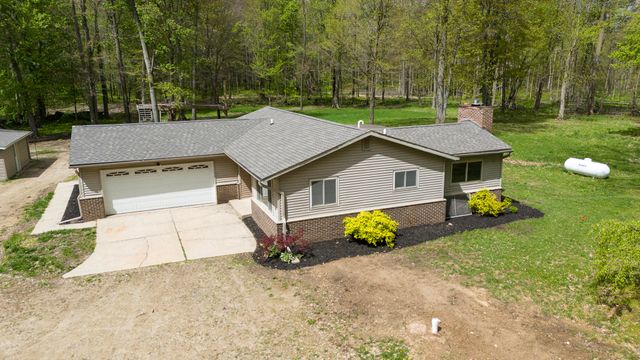 38338 64th Avenue, Paw Paw Twp, MI 49079