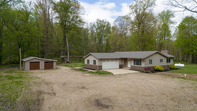 38338 64th Avenue, Paw Paw Twp, MI 49079