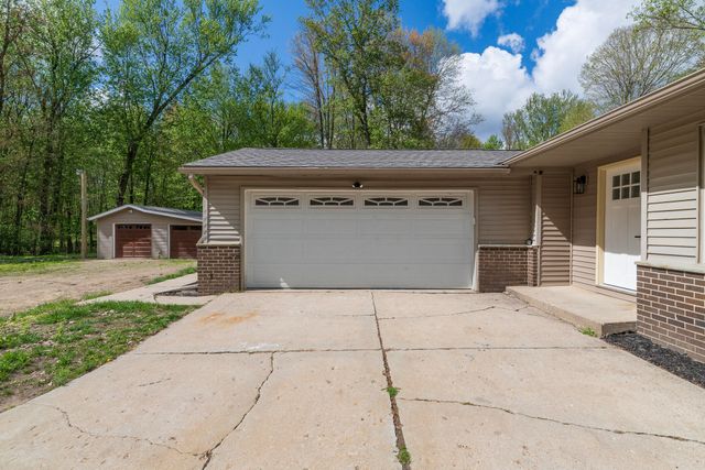38338 64th Avenue, Paw Paw Twp, MI 49079