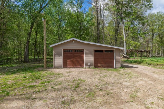 38338 64th Avenue, Paw Paw Twp, MI 49079