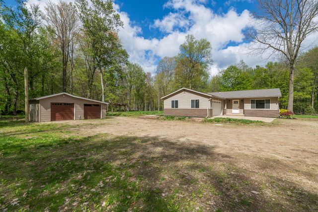 38338 64th Avenue, Paw Paw Twp, MI 49079