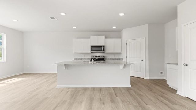 8195 Elkhorn Drive, Fairburn, GA 30213