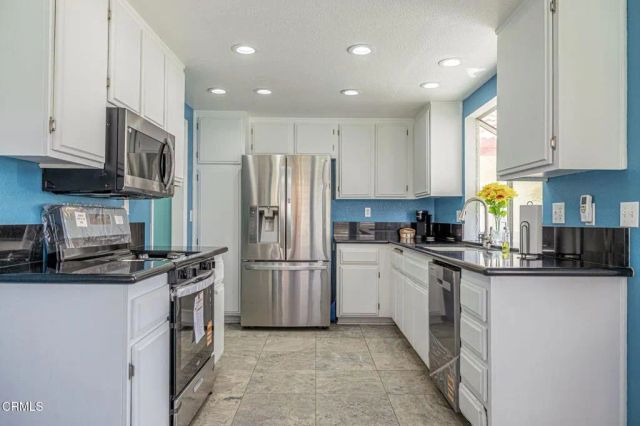 43759 Dana Drive, Lancaster, CA 93535