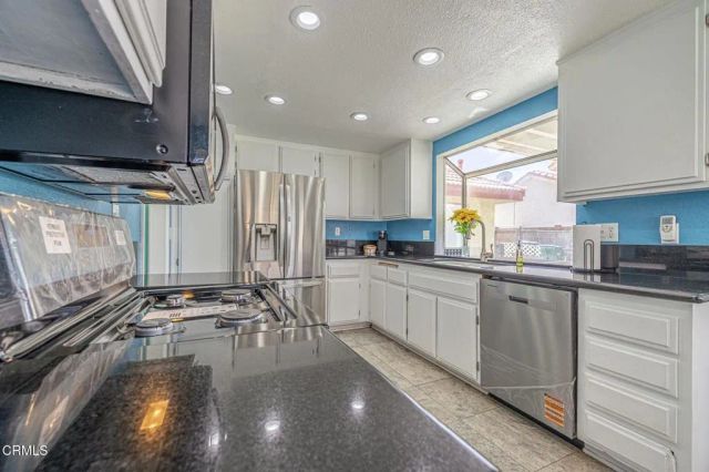 43759 Dana Drive, Lancaster, CA 93535
