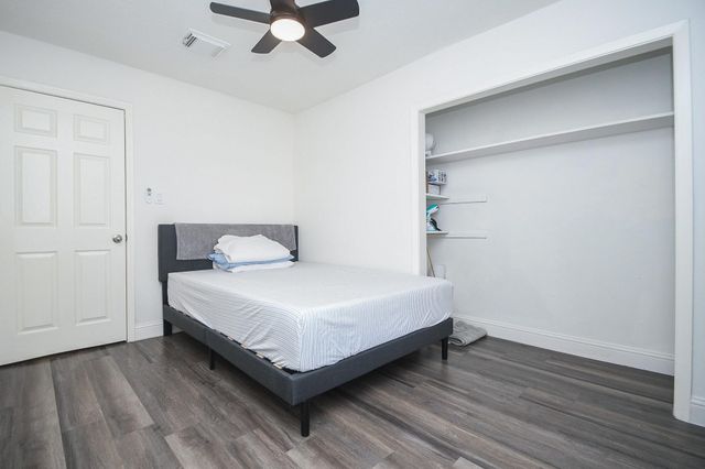 11443 Newbrook Drive, Houston, TX 77072