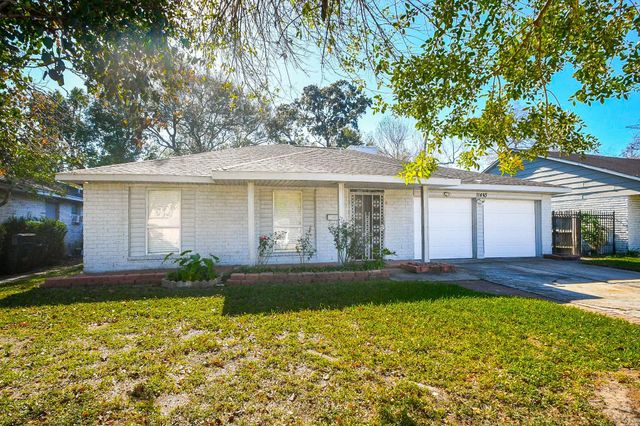 11443 Newbrook Drive, Houston, TX 77072