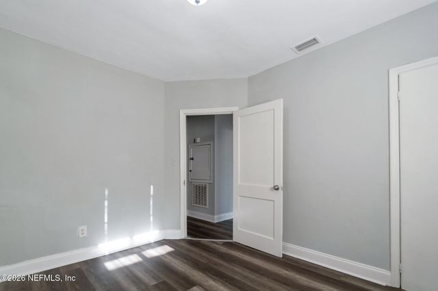 1824 W 10TH Street, Jacksonville, FL 32209