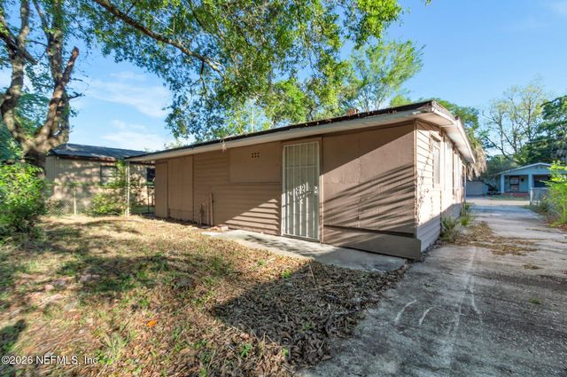 1824 W 10TH Street, Jacksonville, FL 32209