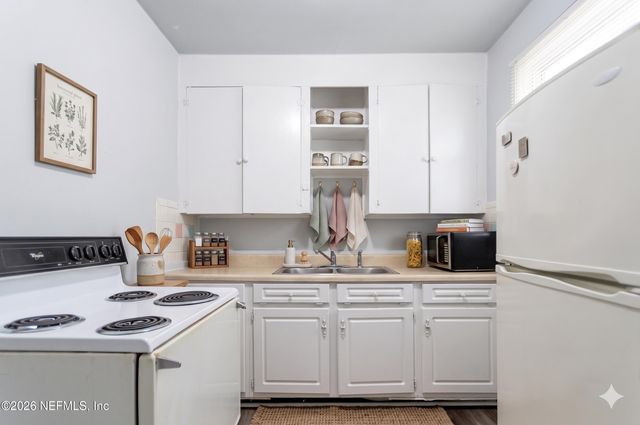 1824 W 10TH Street, Jacksonville, FL 32209