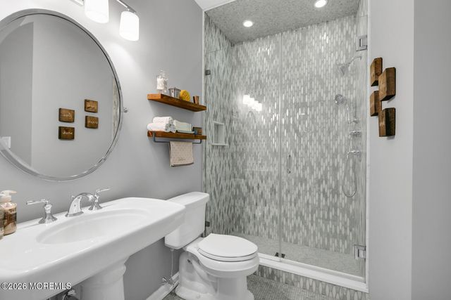 6 Pheasant Road, Colts Neck, NJ 07722