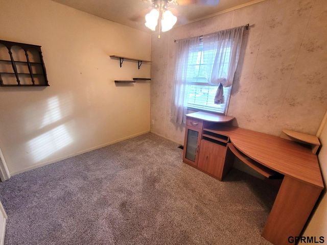 410 Robinson Avenue, Bellevue, NE 68005