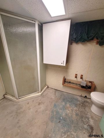 410 Robinson Avenue, Bellevue, NE 68005