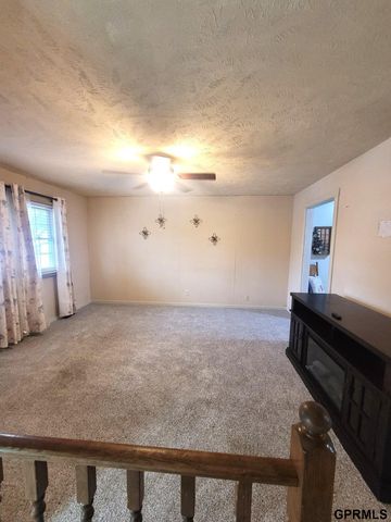 410 Robinson Avenue, Bellevue, NE 68005