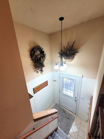 410 Robinson Avenue, Bellevue, NE 68005