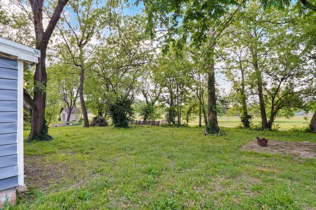 1957 W High Street, Springfield, MO 65803