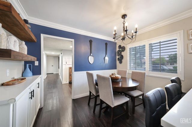 3707 Panorama Drive, Bakersfield, CA 93306