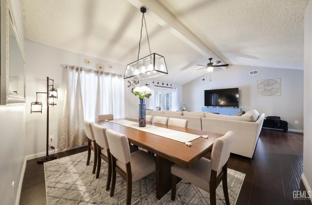 3707 Panorama Drive, Bakersfield, CA 93306