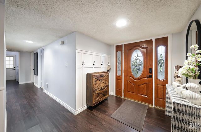 3707 Panorama Drive, Bakersfield, CA 93306