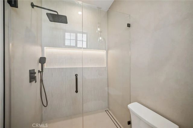 6742 Nagle Avenue, Valley Glen, CA 91401
