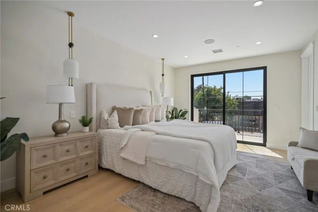 6742 Nagle Avenue, Valley Glen, CA 91401