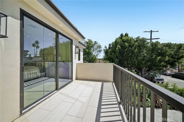 6742 Nagle Avenue, Valley Glen, CA 91401