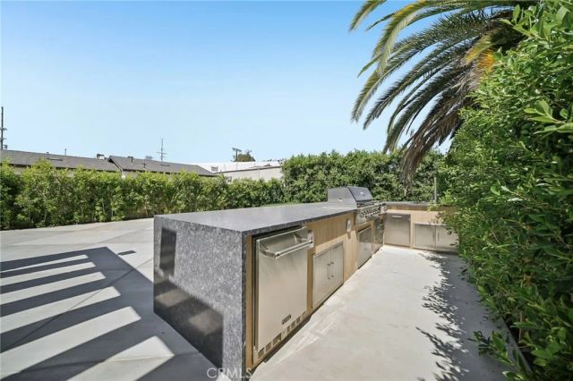6742 Nagle Avenue, Valley Glen, CA 91401