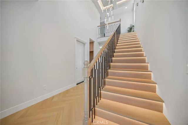 6742 Nagle Avenue, Valley Glen, CA 91401
