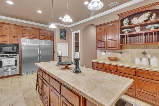 2398 Clubhouse, Rocklin, CA 95765