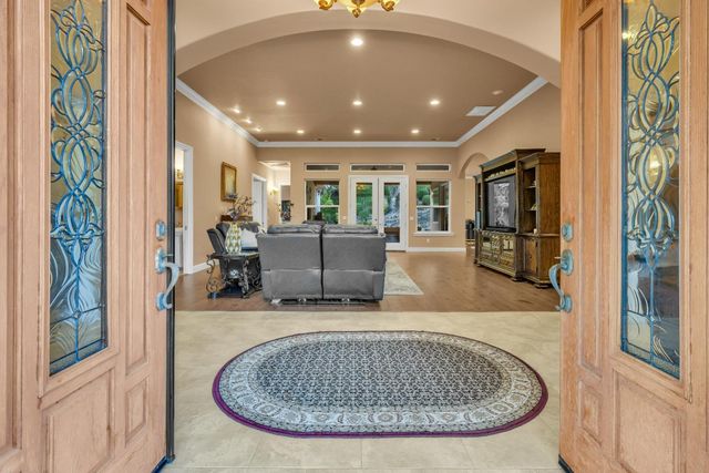 2398 Clubhouse, Rocklin, CA 95765